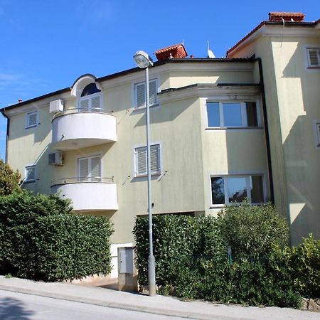 Studio Apartment Aniko Premantura Eksteriør billede